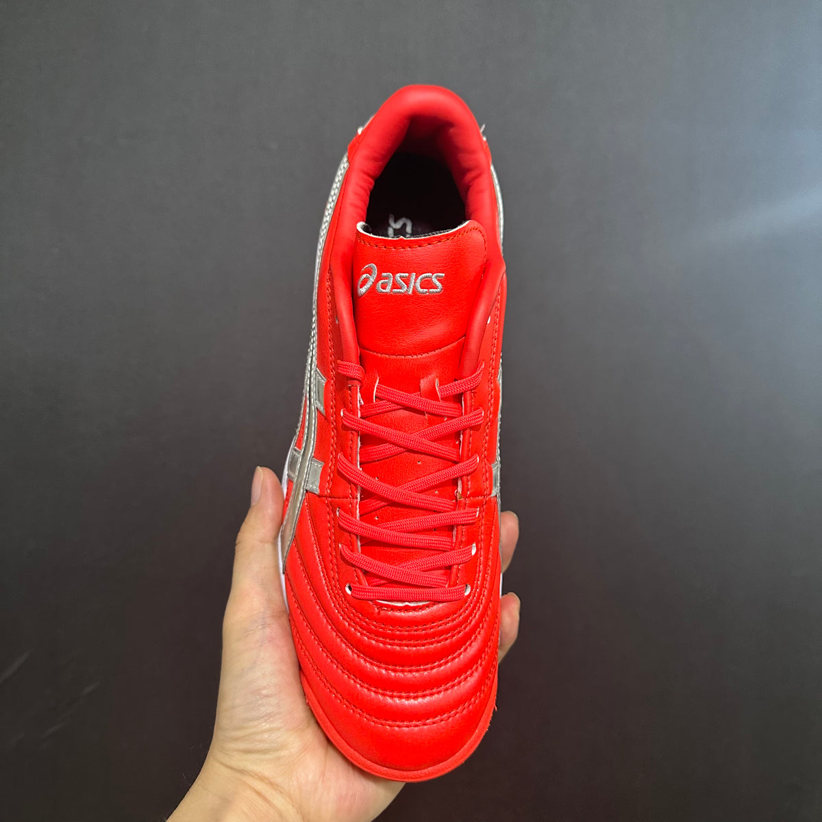 Asics Japão - Sociedade