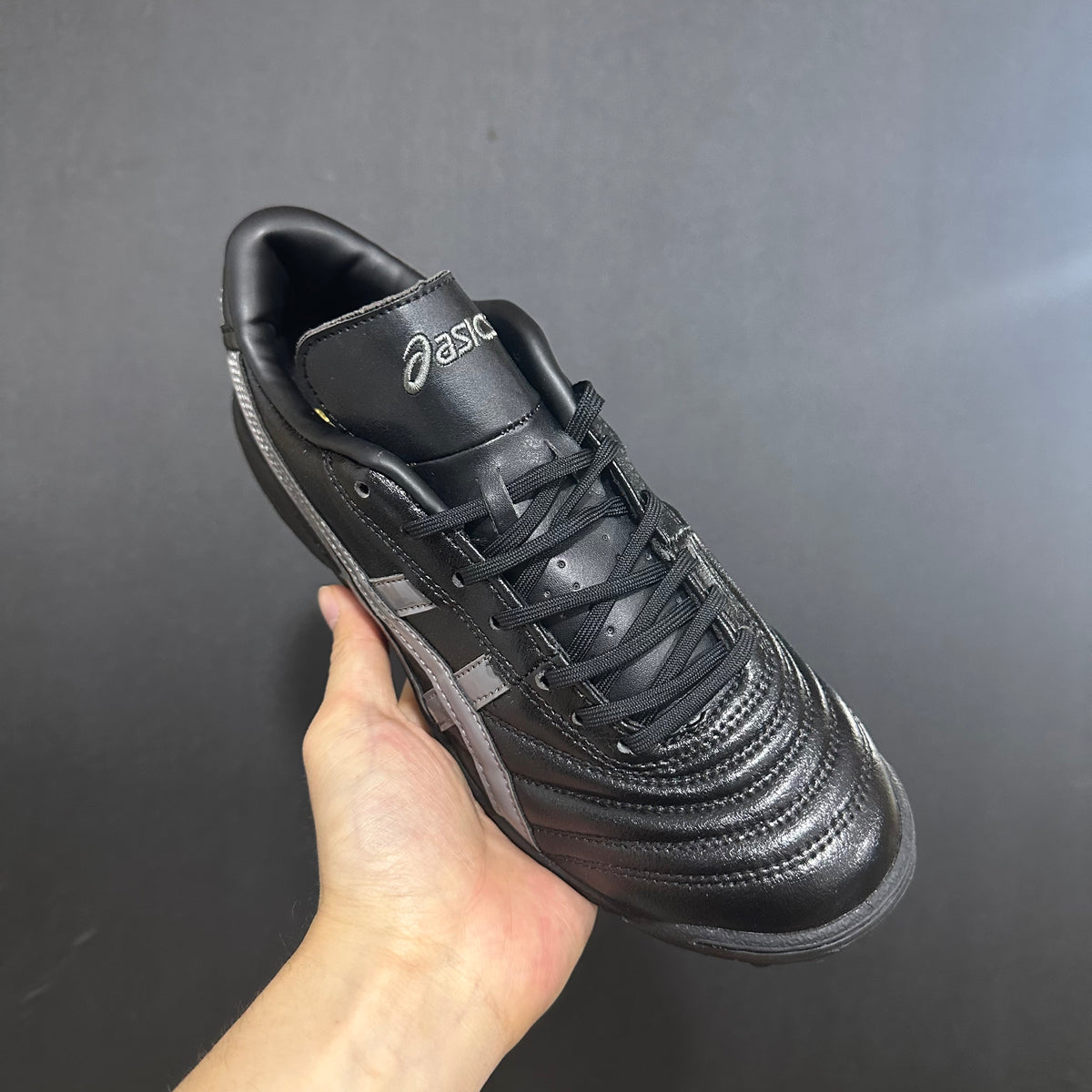 Asics Japão - Sociedade