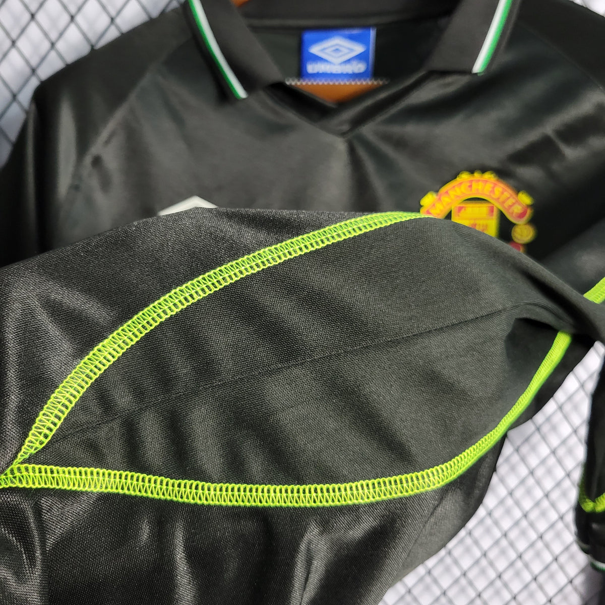 Camisa Reserva Manchester United 1998 - Versão Retrô