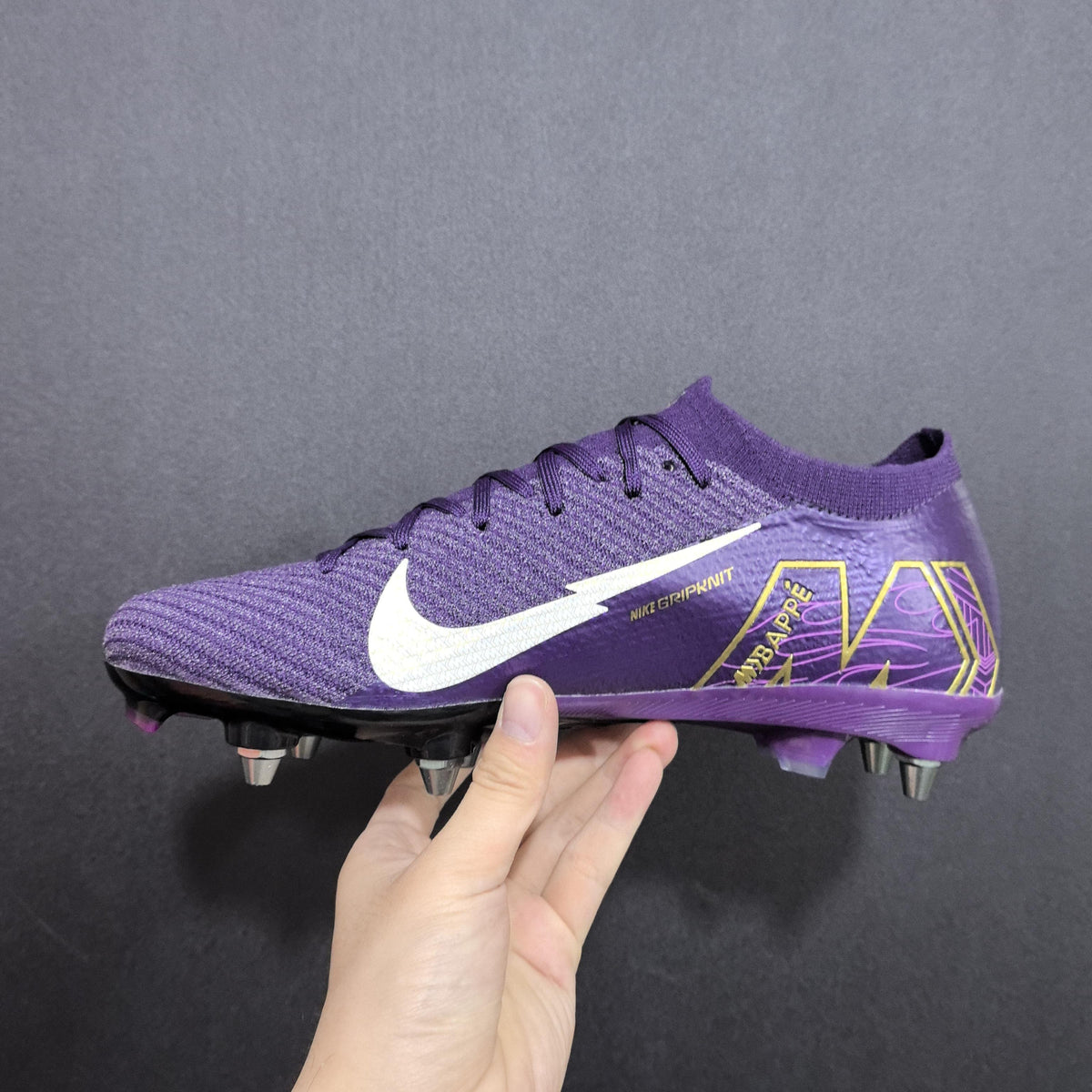 Nike Mercurial - Travas Mistas