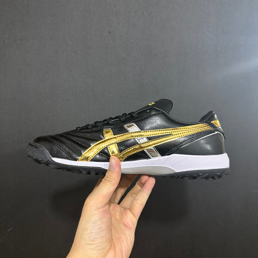Asics Japan - Society