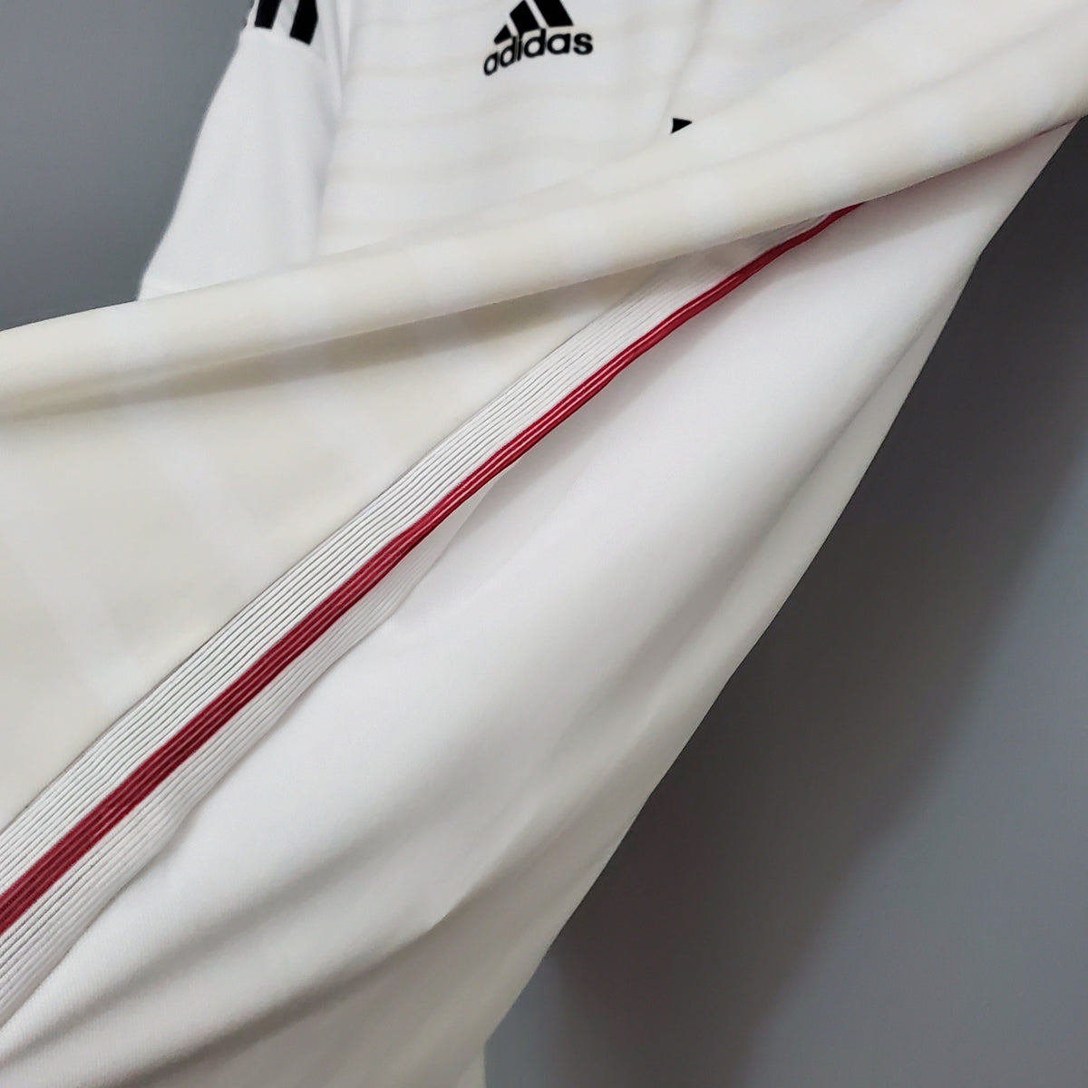 Camisa Titular Real Madrid 14/15 - Versão Retrô