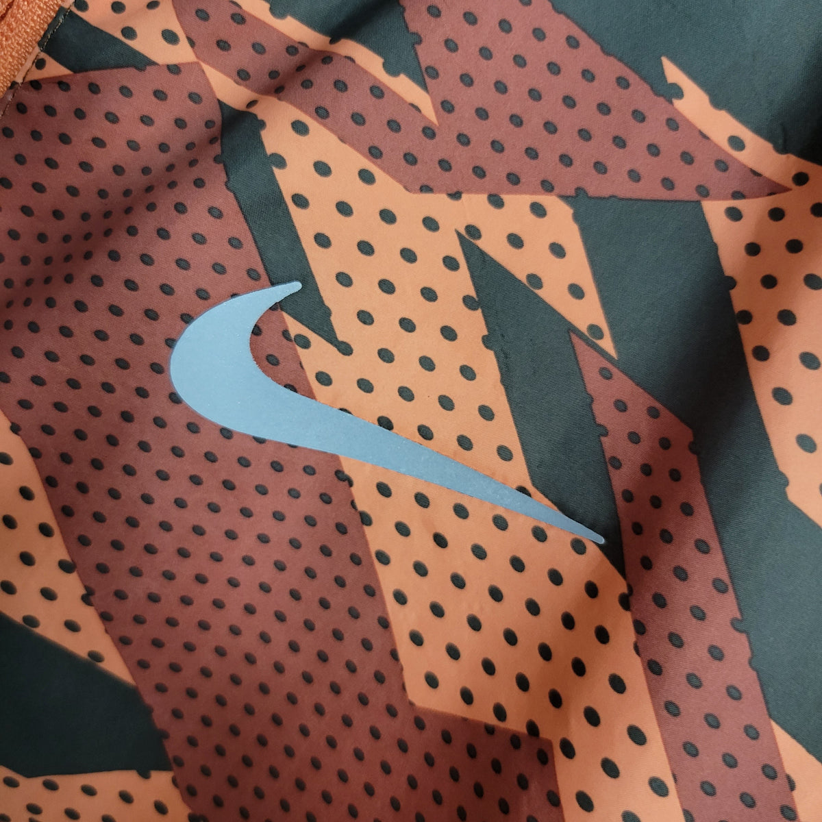 Jaqueta Corta-Vento Nike Camuflada 23/24