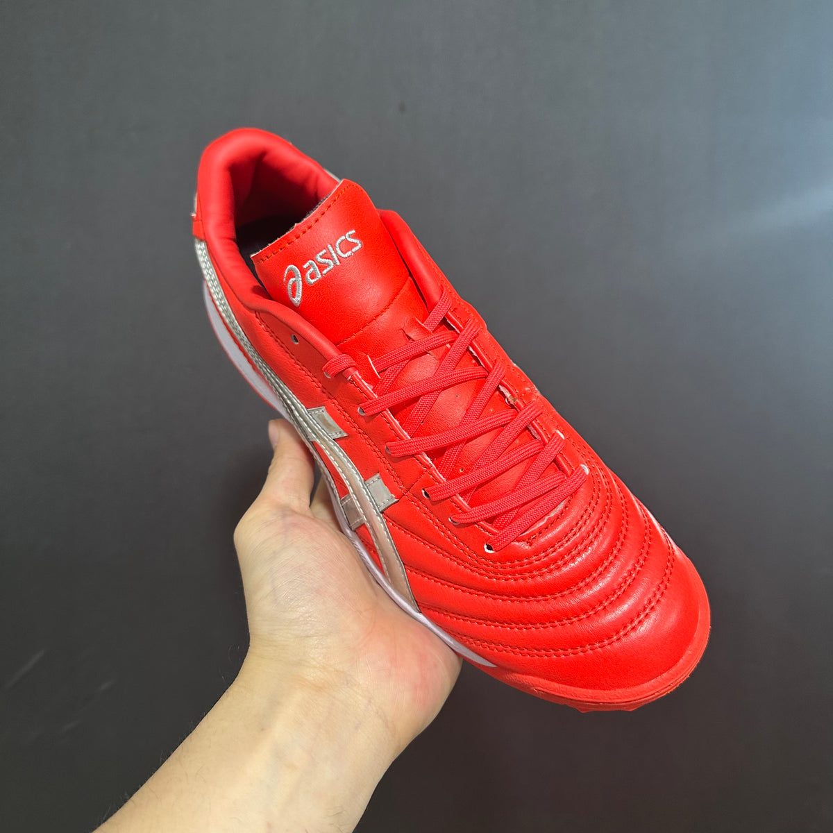 Asics Japão - Sociedade