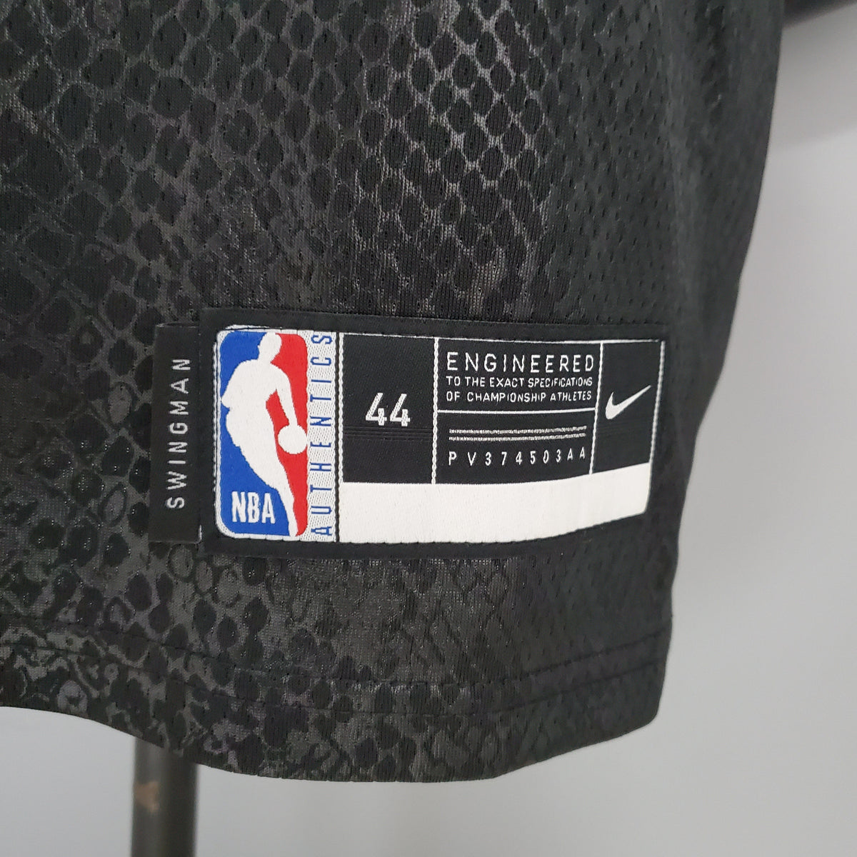 Camisa NBA Lakers #7 Anthony Estampa de Cobra - 23/24