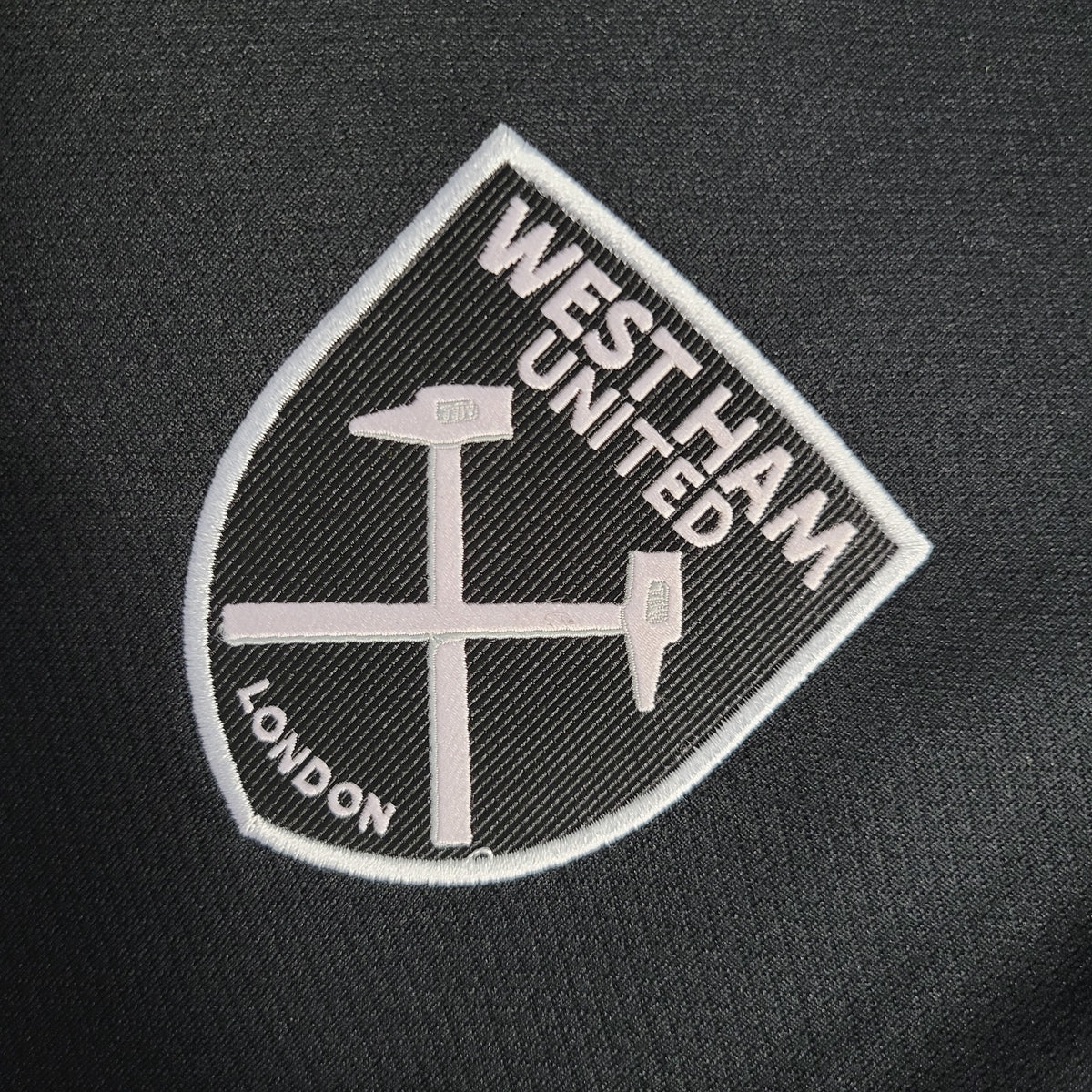 Camisa Reserva West Ham 22/23 - Versão Torcedor