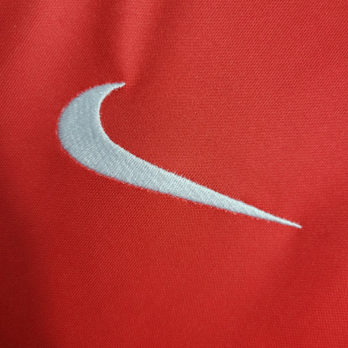 Camisa de Treino do PSG Vermelha e Azul 23/24