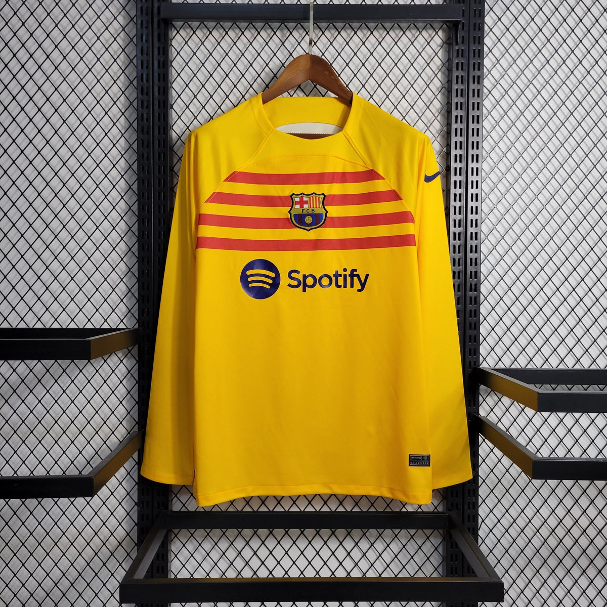 Camisa Barcelona 4 Manga longa 23/24 - Versão Torcedor