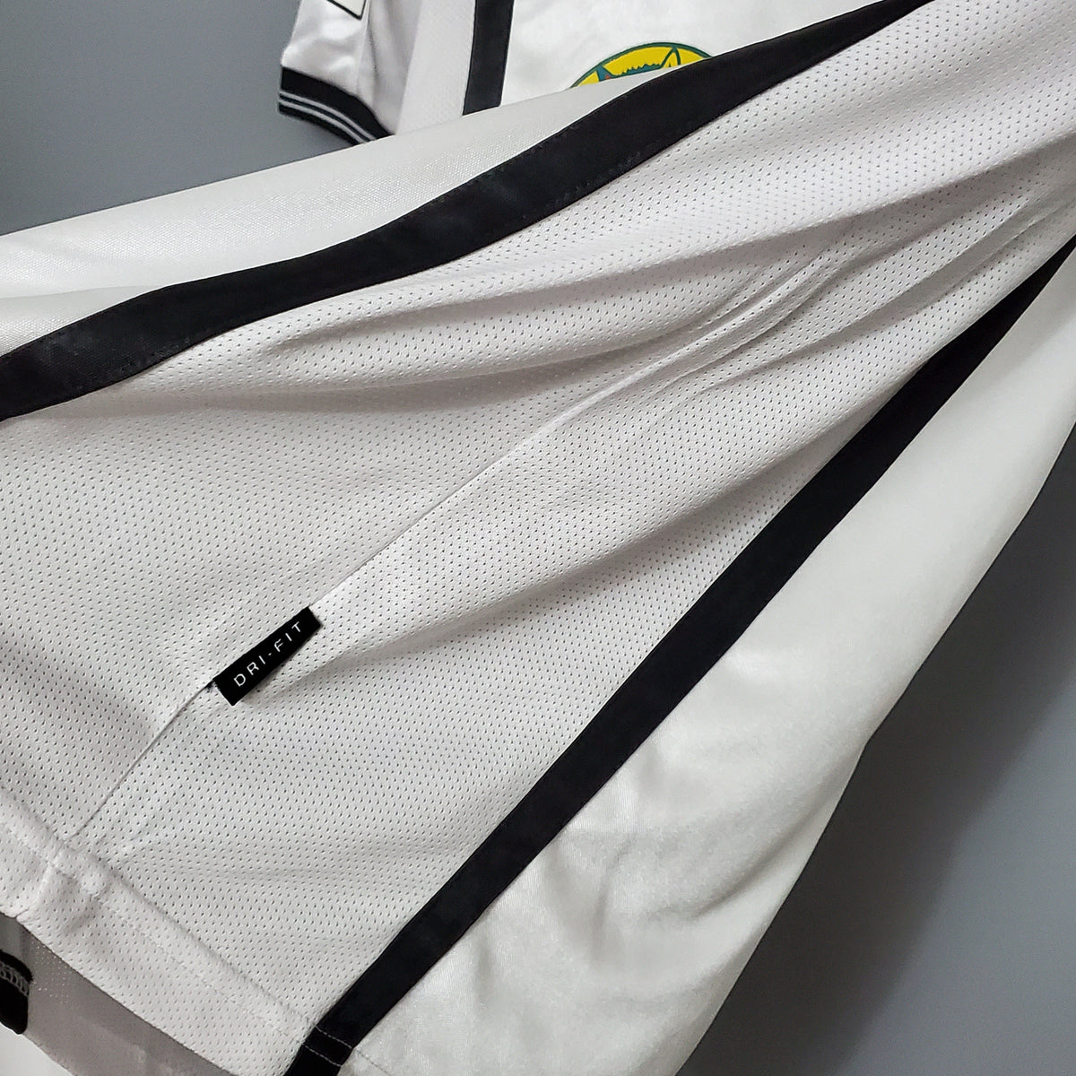 Camisa Titular Valencia 01/02 - Versão Retrô