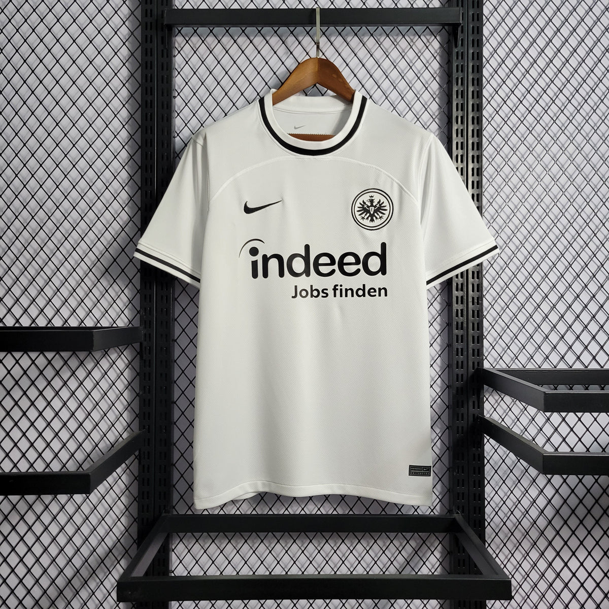 Camisa Reserva Frankfurt 22/23 - Versão Torcedor