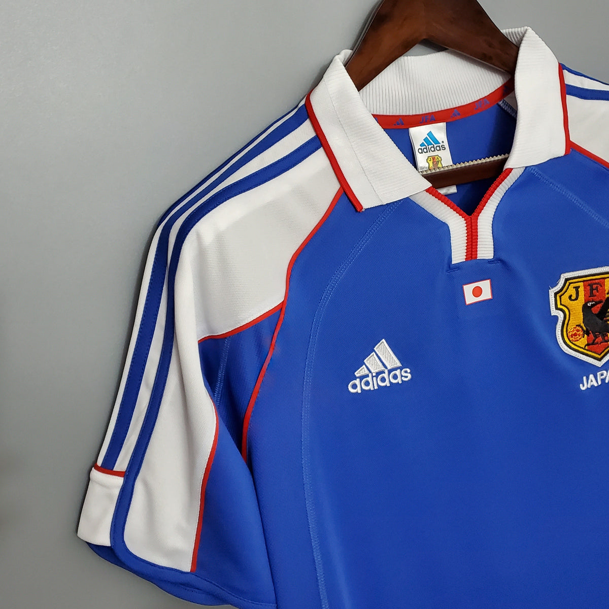 Camisa Titular do Japão 2000 - Versão Retrô