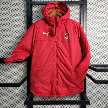 Jaqueta Bobojaco AC Milan 23/24 - Puma Vermelha