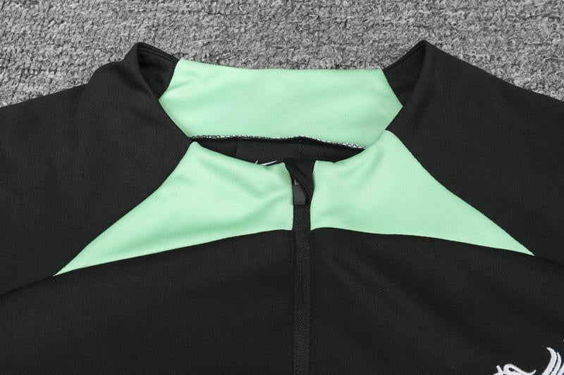 Conjunto de Treino Liverpool 25/26