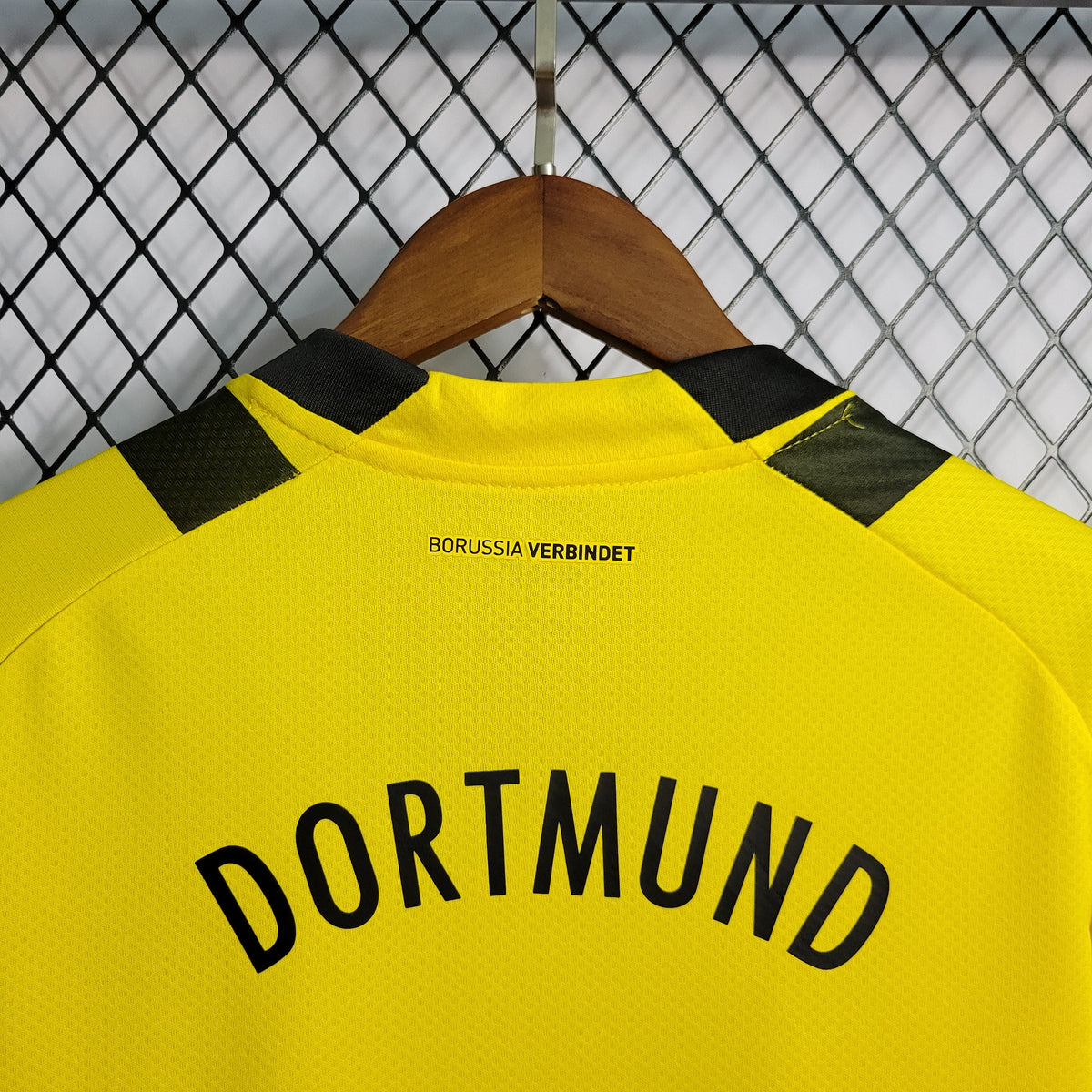 Camisa Titular Borussia Dortmund 22/23 - Versão Feminina