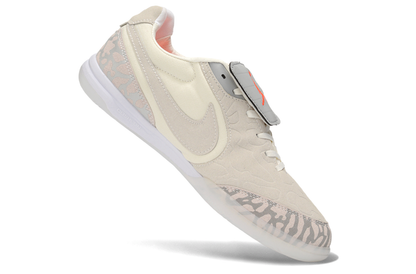Nike Tiempo Street Gato - Edição Especial