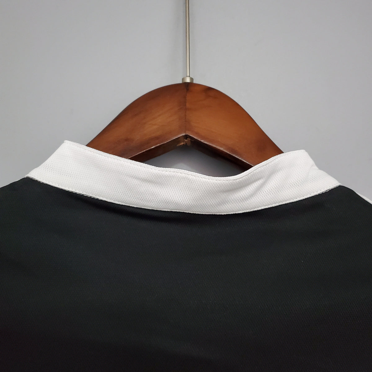 Camisa Titular Juventus 17/18 - Versão Retrô