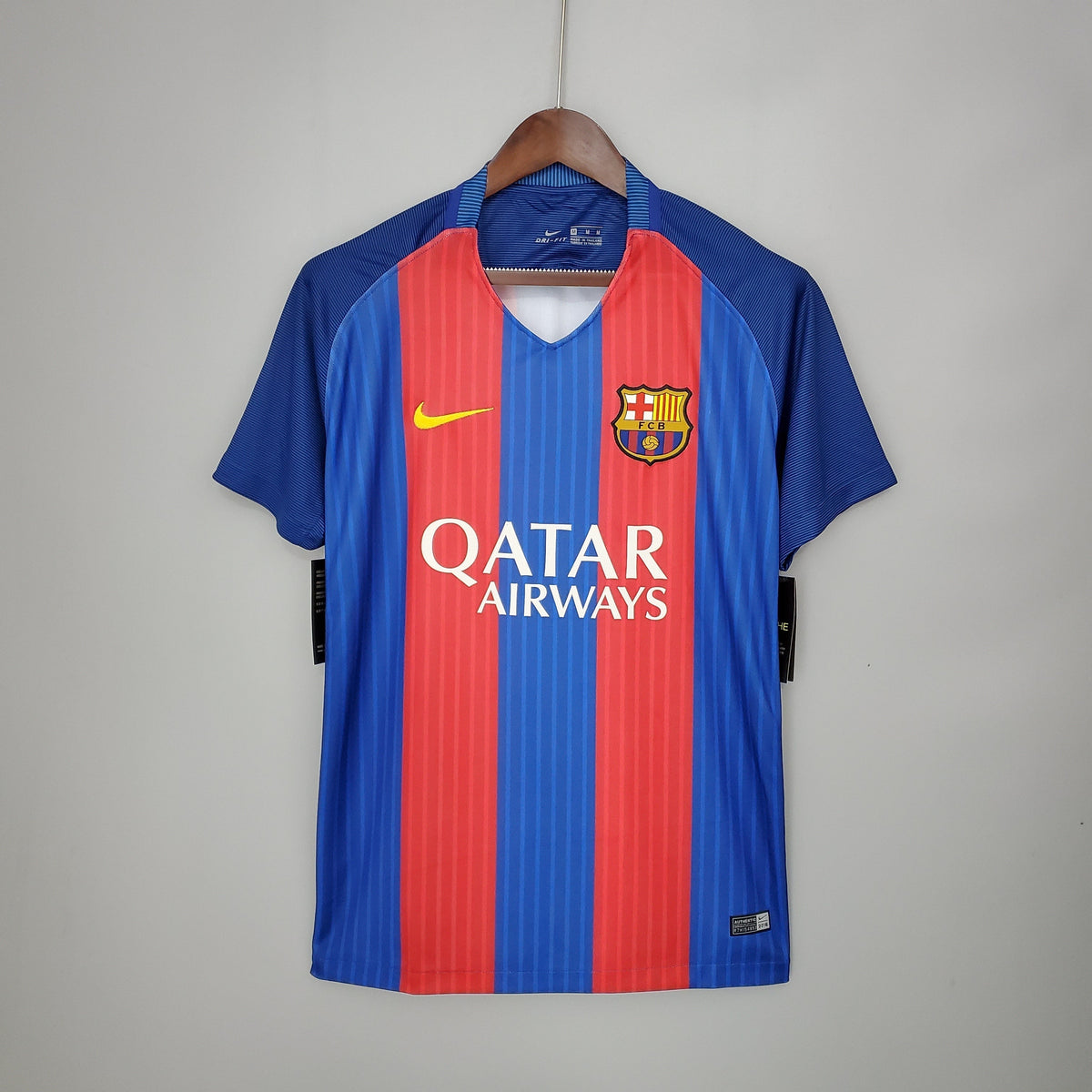 Camisa Titular do Barcelona 16/17 - Versão Retrô