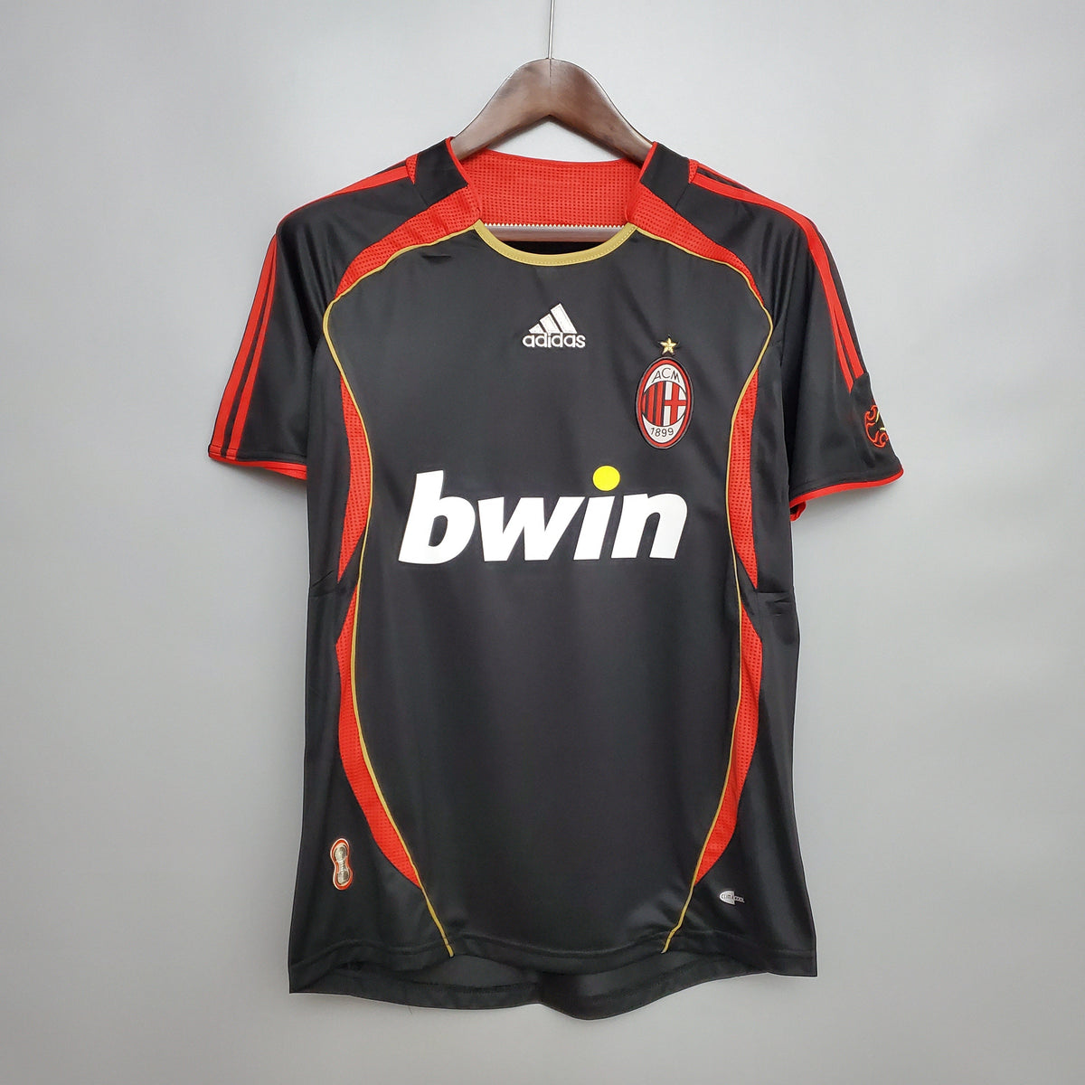 Camisa Reserva do Milan 06/07 - Versão Retrô
