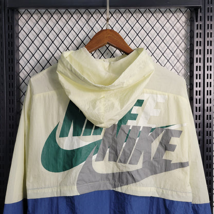 Jaqueta Corta-Vento Nike 23/24 - Bege e Azul