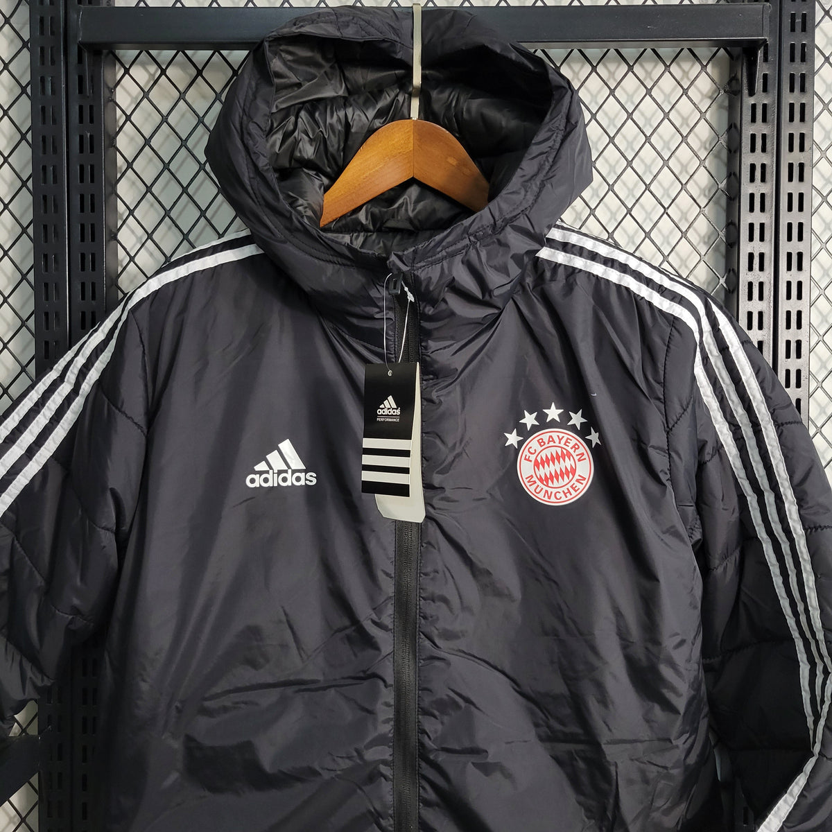 Jaqueta Bobojaco Bayern de Munique 23/24 Adidas