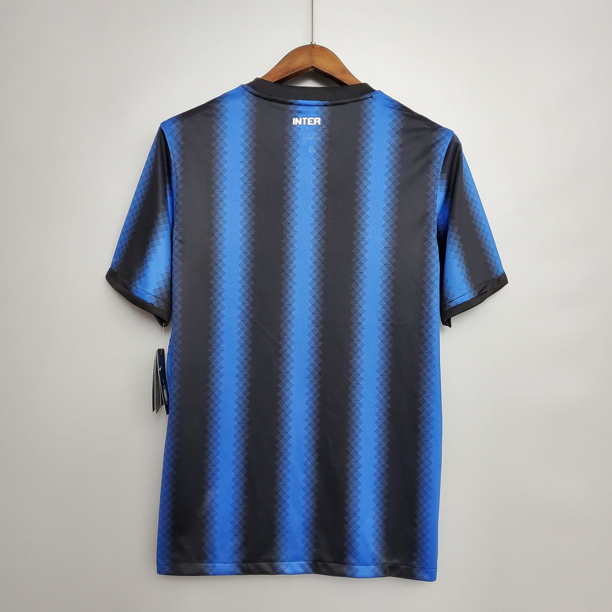 Camisa Titular Internazionale 10/11 - Versão Retrô