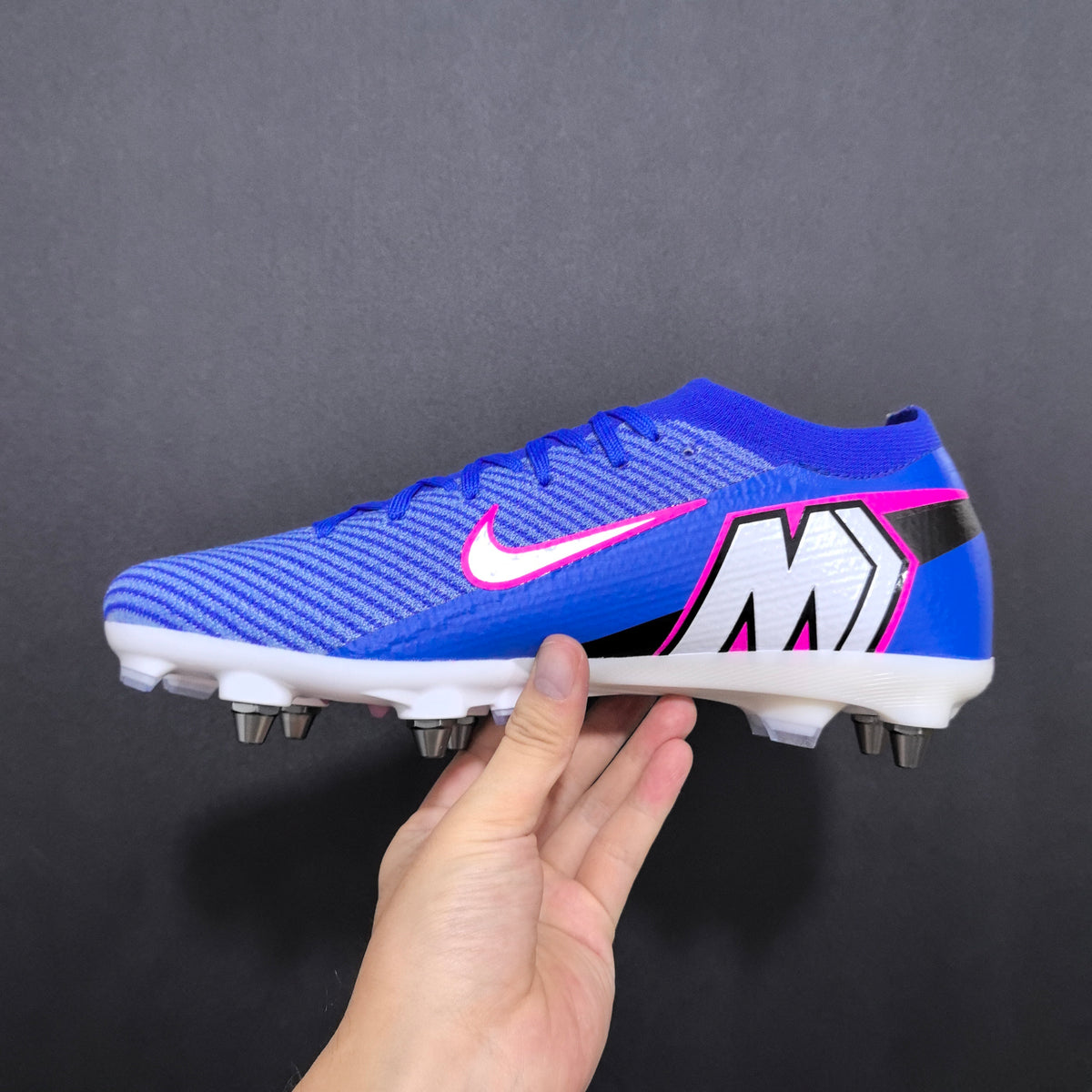 Nike Mercurial - Travas Mistas