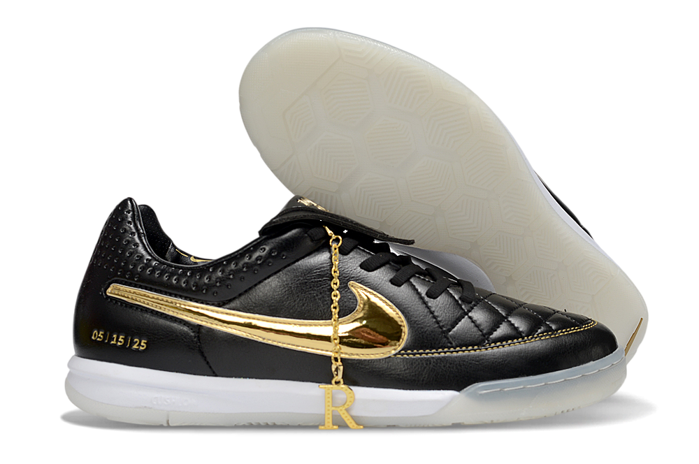 Nike Tiempo R10