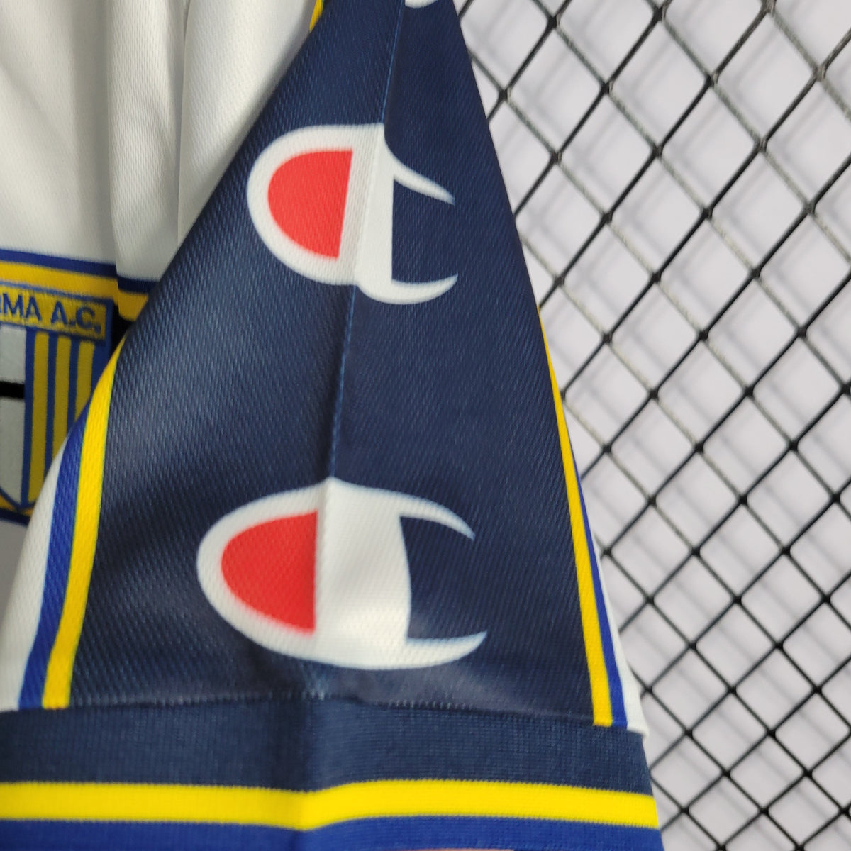 Camisa reserva do Parma 02/03 - Versão retrô