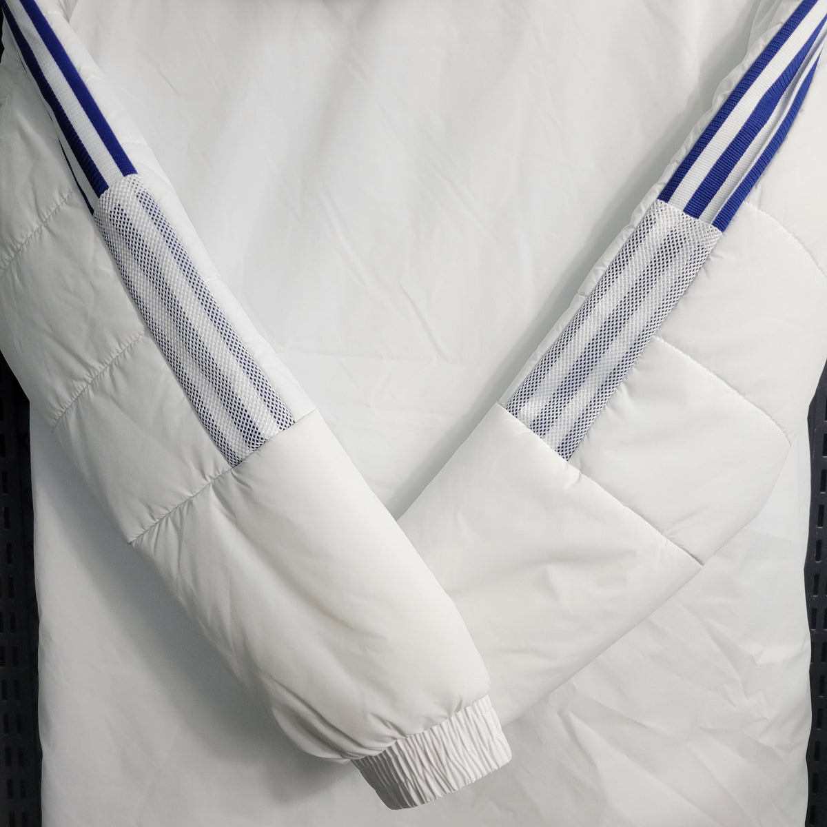Jaqueta Bobojaco Real Madrid 23/24 Adidas
