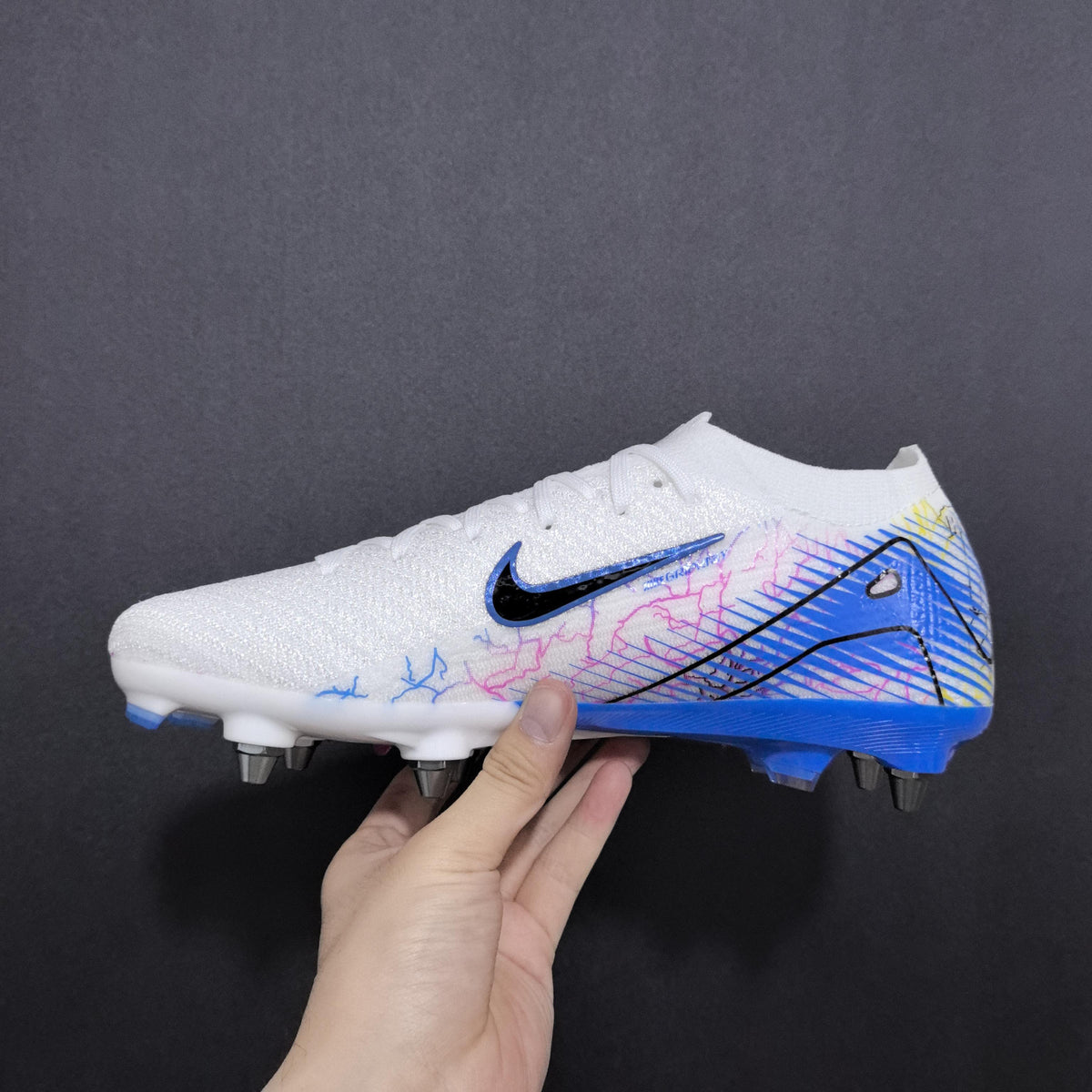 Nike Mercurial - Travas Mistas
