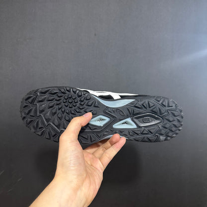 Asics Japão - Sociedade