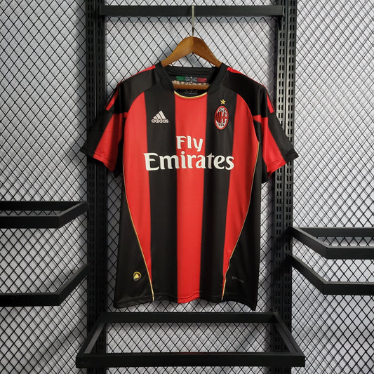 Camisa Titular do Milan 10/11 - Versão Retrô