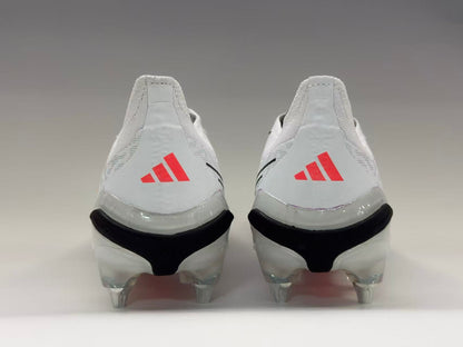 Adidas Predator - Travas Mistas