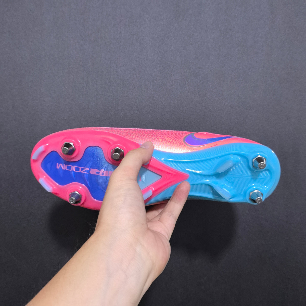 Nike Mercurial - Travas Mistas