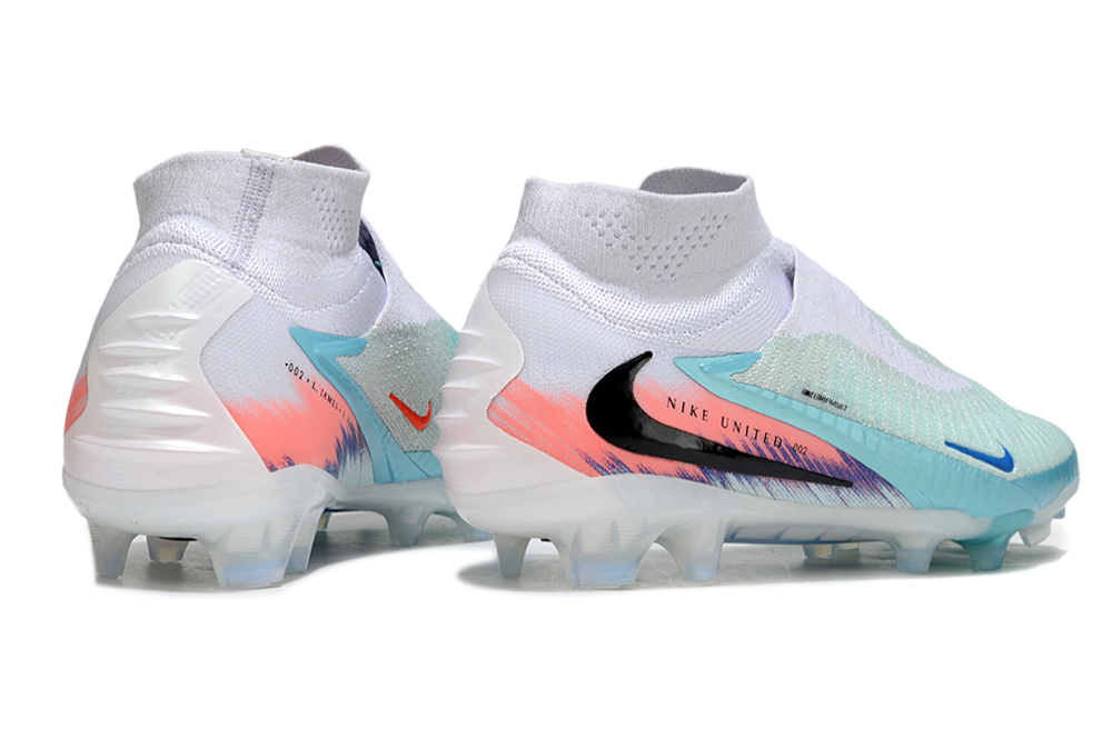 Nike Phantom GX III