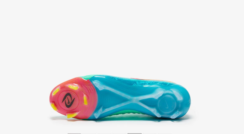 Nike Phantom Luna Elite FG