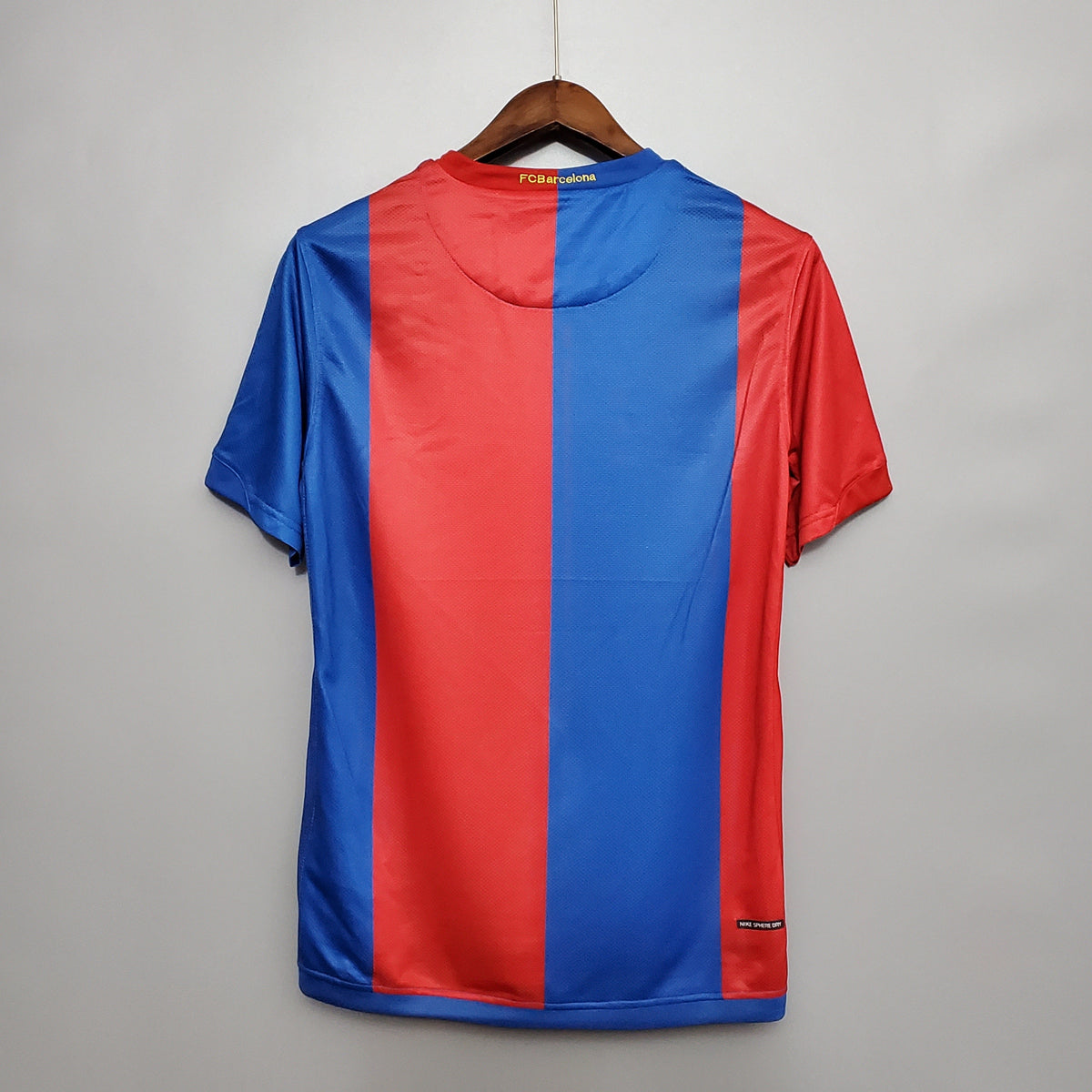 Camisa Titular do Barcelona 06/07 - Versão Retrô