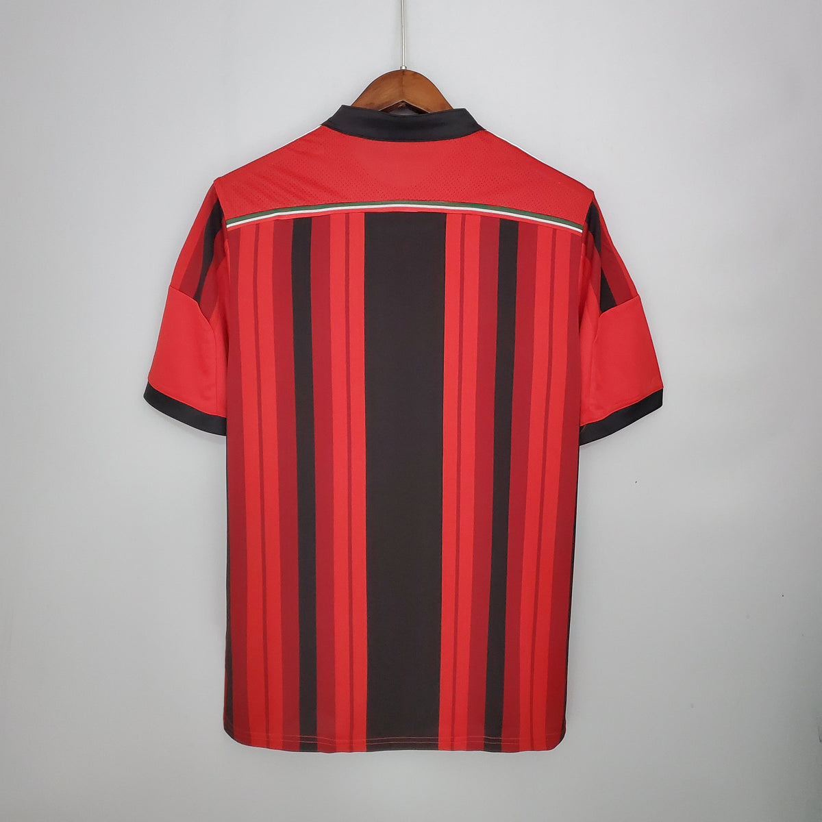 Camisa Titular Milan 14/15 - Versão Retrô