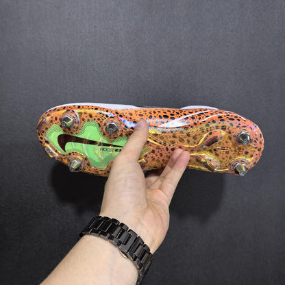 Nike Mercurial - Travas Mistas