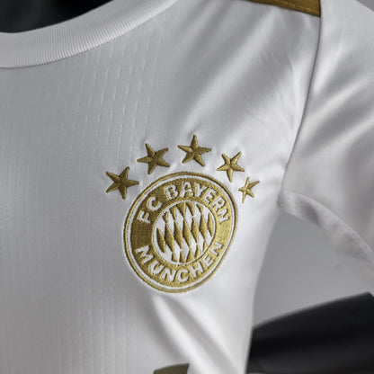 Kit Infantil Reserva Bayern 22/23