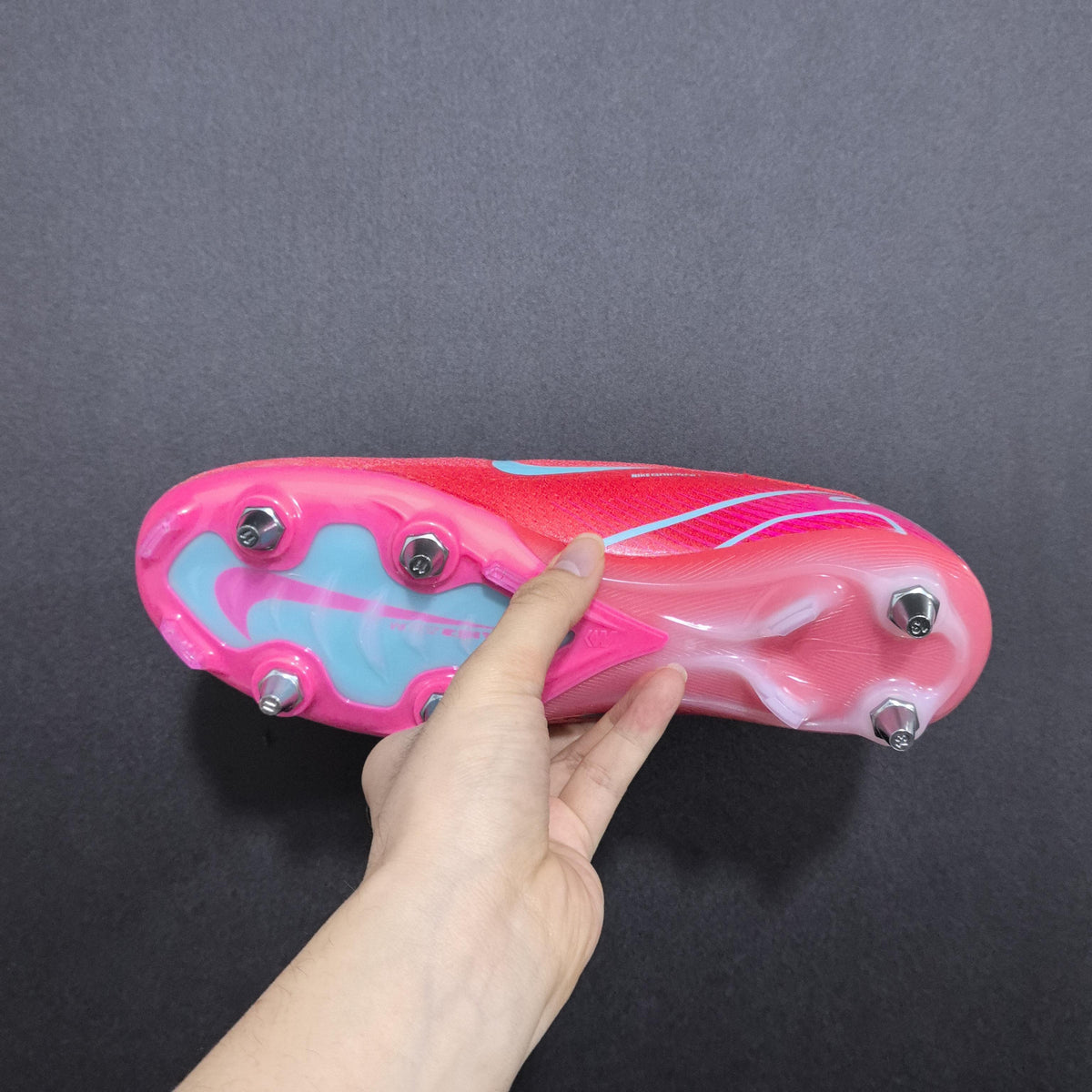 Nike Mercurial - Travas Mistas