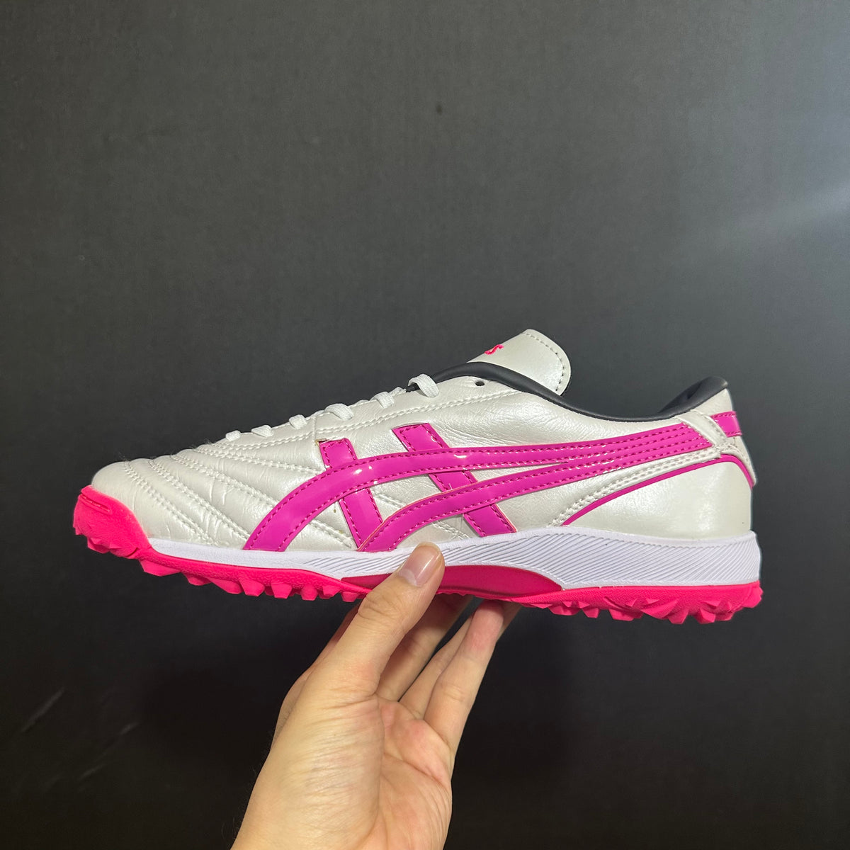 Asics Japão - Sociedade