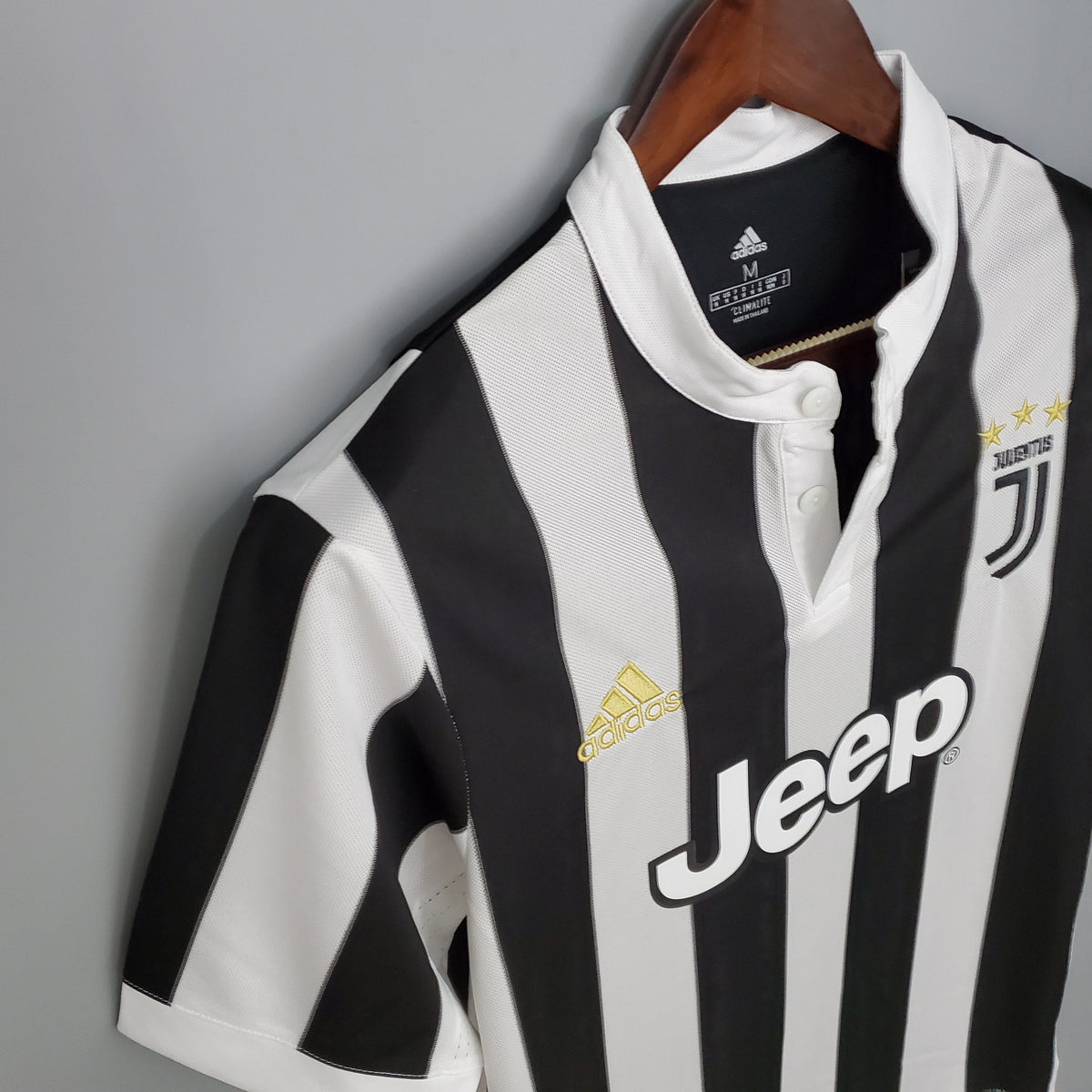 Camisa Titular Juventus 17/18 - Versão Retrô