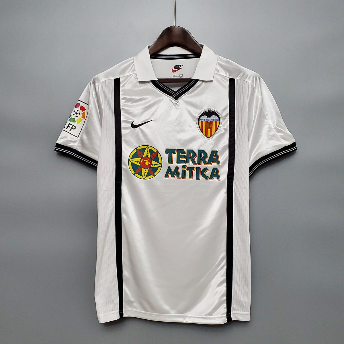 Camisa Titular Valencia 01/02 - Versão Retrô