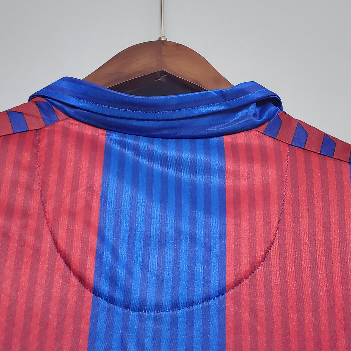 Camisa Titular Barcelona 90/91 - Versão Retrô