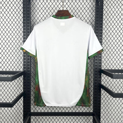 Camisa da Seleção de Portugal Edição Especial 2026/27 - Puma Torcedor Masculina - Branca/Verde