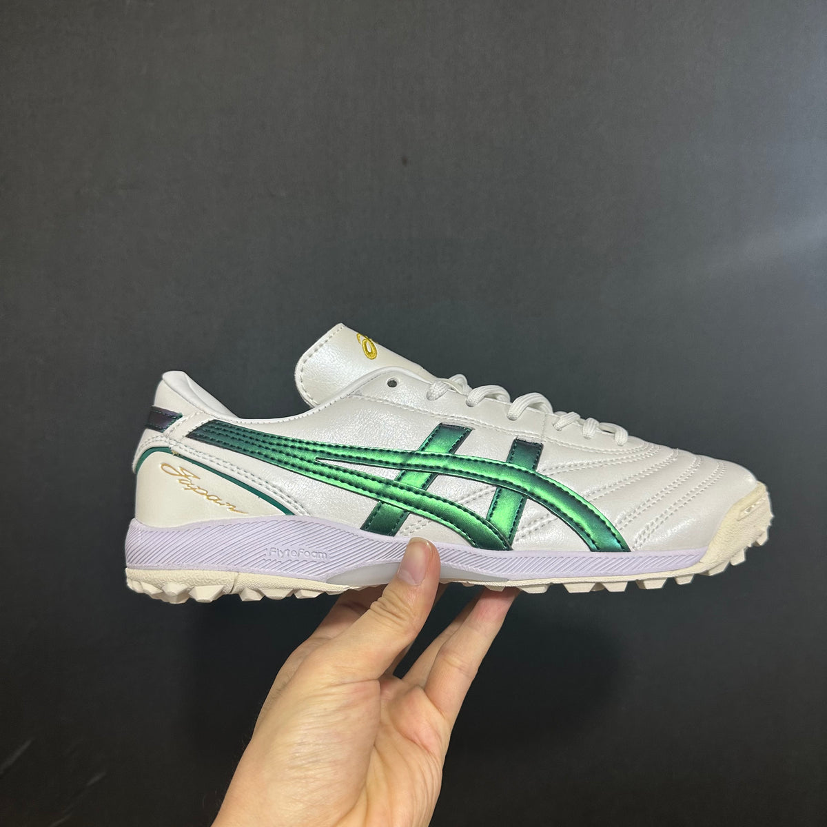 Asics Japão - Sociedade