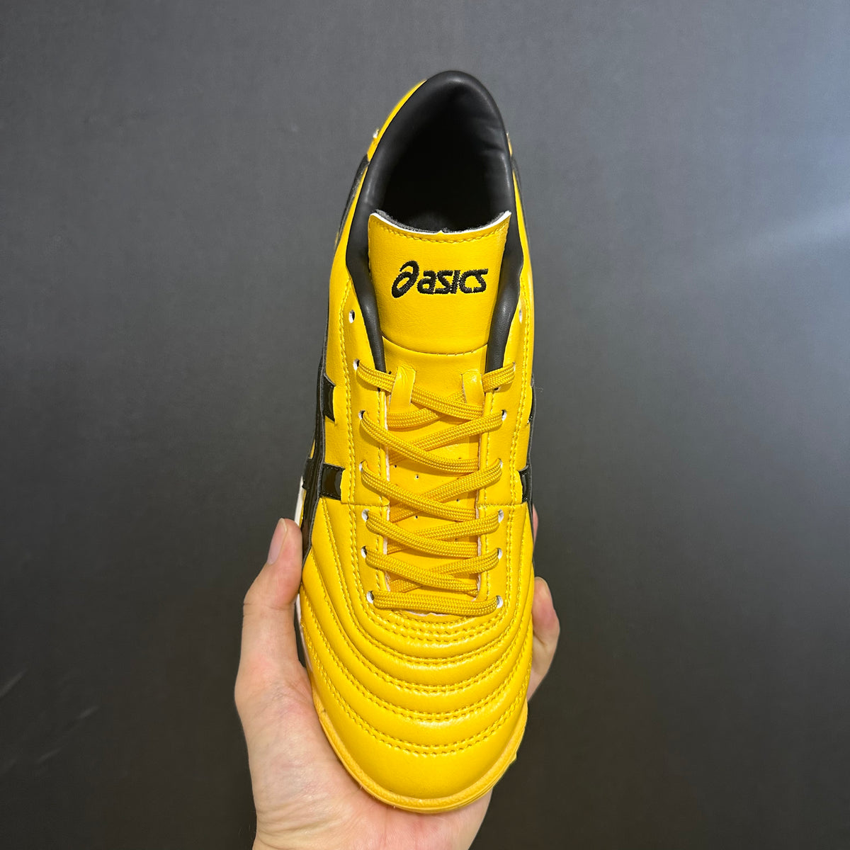 Asics Japão - Sociedade