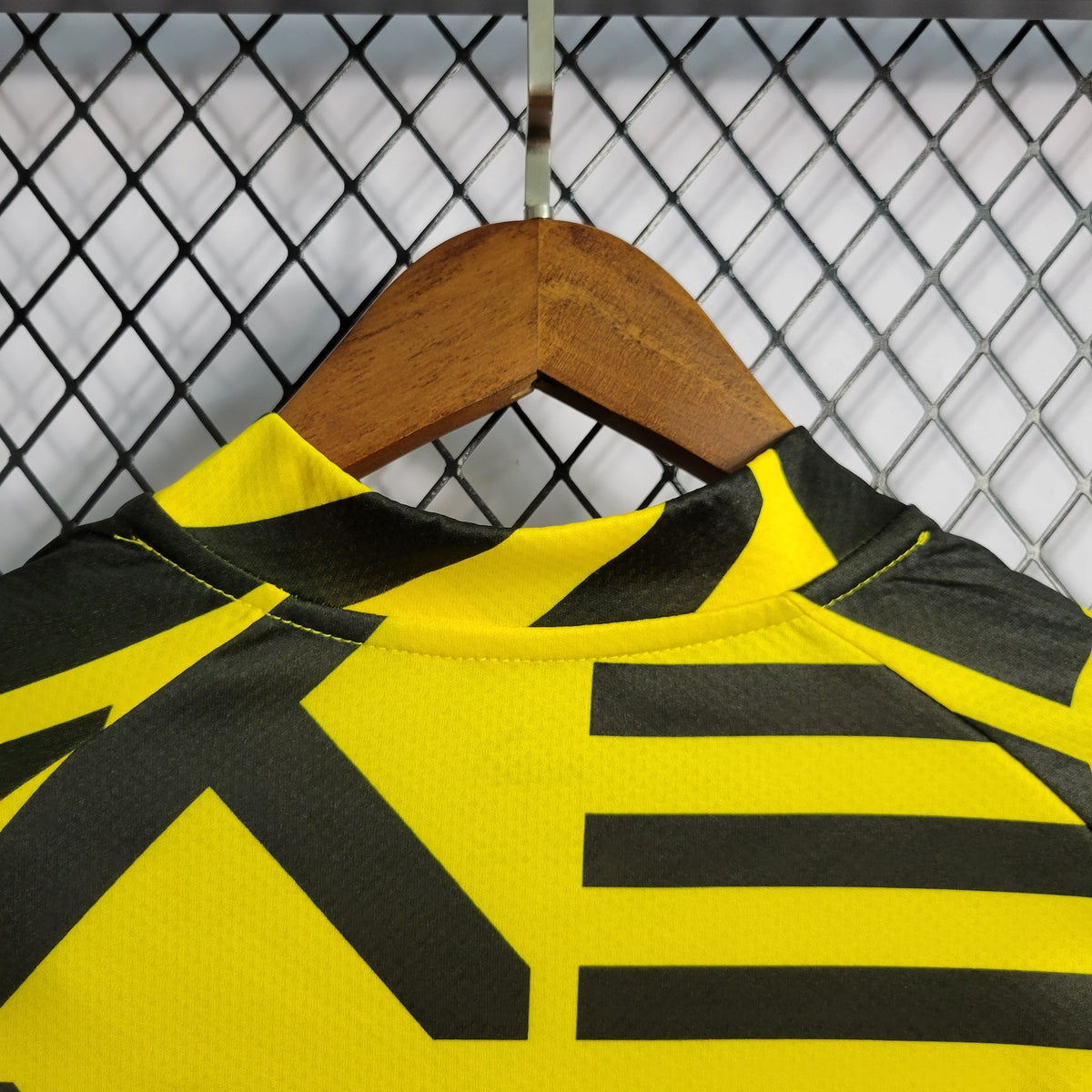 Camisa de Treino Borussia Dortmund 22/23 Amarela - Versão Torcedor