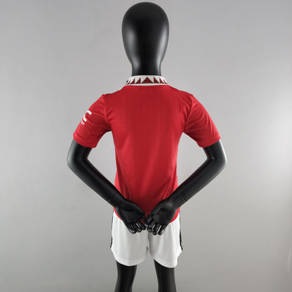 Kit Infantil Manchester United Titular 22/23